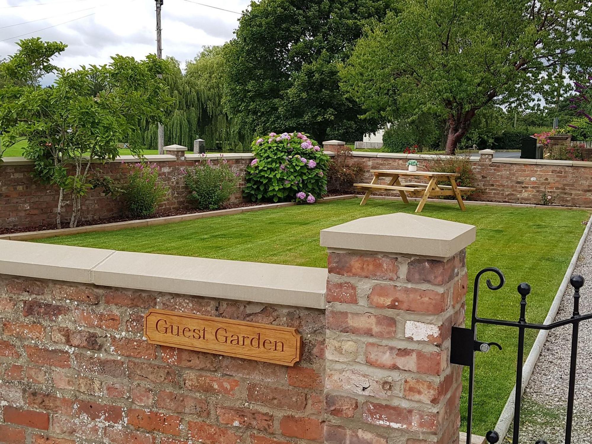 Duck Cottage Tholthorpe Экстерьер фото